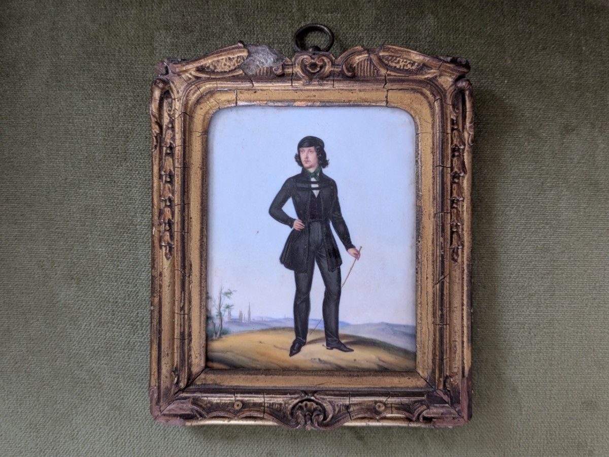 19th Century Oil On Opaque Glass Panel, Portrait Of Gent